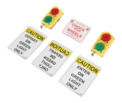 Polypropylene Dock Traffic System LED Lighted 3-3/4 In. x 6-1/2 In. x 11-1/2 In. 