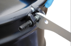 Steel multi-purpose drum lid tool for opening lids and tightening ring clamps