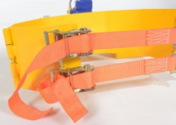 Steel Right Angle Drum Rotator Fits 55 Gallon Steel, Plastic, or Fiber Drums 1,200 Lb. Capacity 