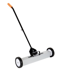 Aluminum Magnetic Sweeper Handle Release 32 In. x 28 In. x 31 In. 30 Lb. Capacit